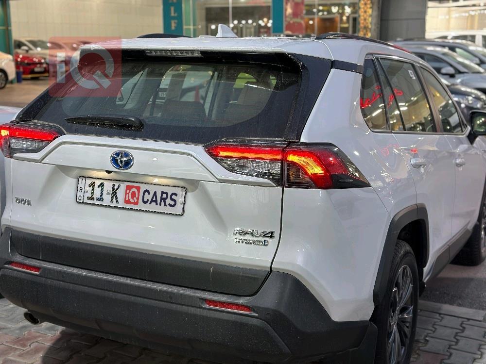 تويوتا راف 4